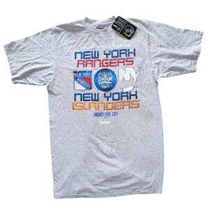 Retro 2014 New York Rangers vs Islanders Stadium Series Gray T-shirt Size Medium